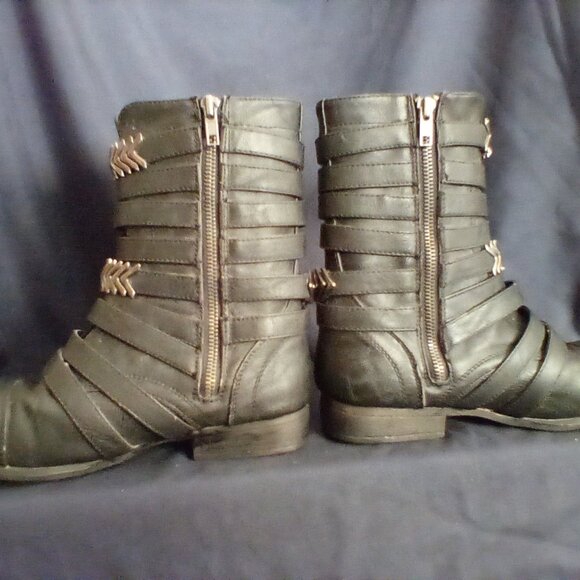 Madden Girl Boots - Picture 3 of 7